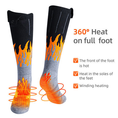 電気冬の上昇温暖気流は充電電池と洗濯できるソックスを熱した